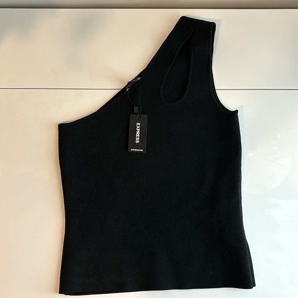 Express one shoulder body contour top